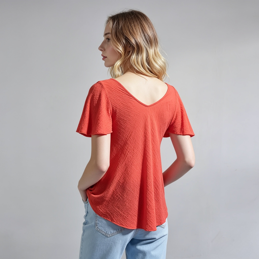 Made in Italy Women’s Textured Flutter Sleeve Top