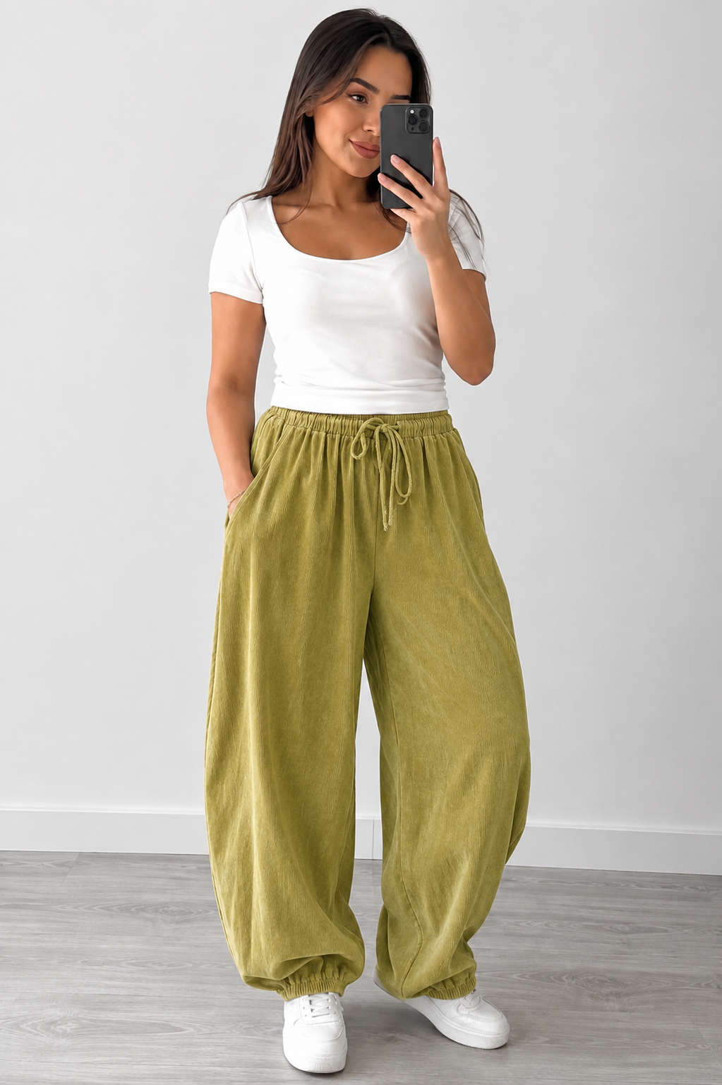 Made in Italy Corduroy balloon Trouser